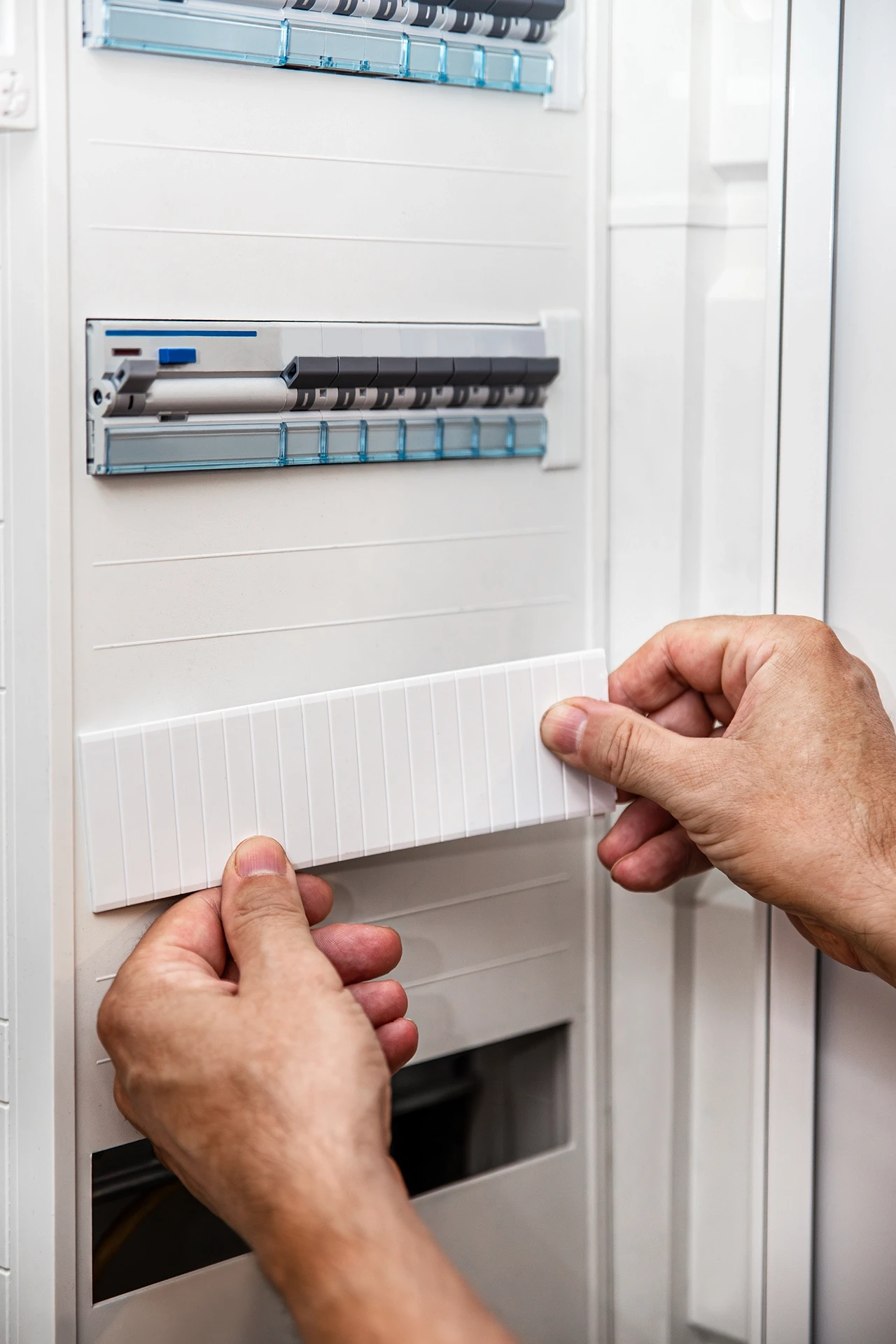 Salle serveur avec équipements réseau actifs